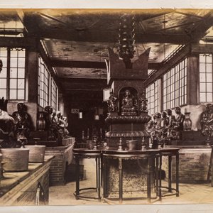 A photo album with sights, landmarks and people of China, incl. Canton, Shanghai, Hangzhou, Guanghzou and Hong Kong, late 19/early 20th C. — photo 34