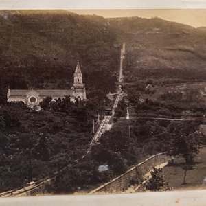 A photo album with sights, landmarks and people of China, incl. Canton, Shanghai, Hangzhou, Guanghzou and Hong Kong, late 19/early 20th C. — photo 40