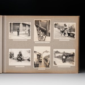 A photo album with sights, landmarks and people of Shanghai, 19/20th C. — photo 15