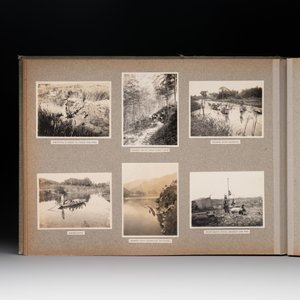 A photo album with sights, landmarks and people of Shanghai, 19/20th C. — photo 18