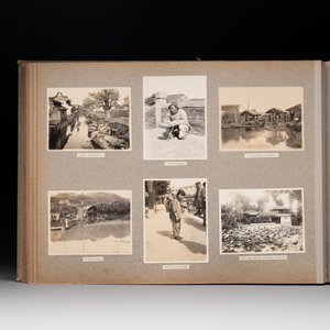A photo album with sights, landmarks and people of Shanghai, 19/20th C. — photo 40