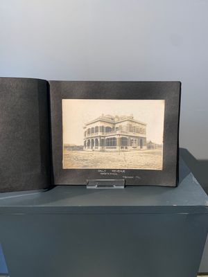 A photo album with the architectural inventory of the German enclave in Jinan (Tsinan Fou - Kai Fengou), 20th C. — foto 14