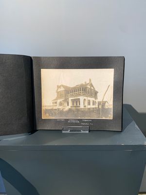 A photo album with the architectural inventory of the German enclave in Jinan (Tsinan Fou - Kai Fengou), 20th C. — foto 16