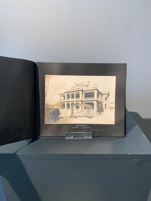 A photo album with the architectural inventory of the German enclave in Jinan (Tsinan Fou - Kai Fengou), 20th C. — foto 23