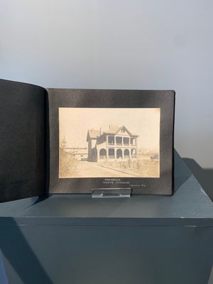 A photo album with the architectural inventory of the German enclave in Jinan (Tsinan Fou - Kai Fengou), 20th C. — foto 25