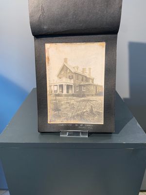 A photo album with the architectural inventory of the German enclave in Jinan (Tsinan Fou - Kai Fengou), 20th C. — foto 10