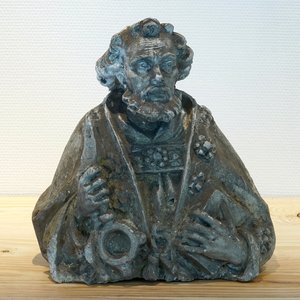 A plaster cast of a bust of Saint Peter, 19/20th C., Bruges — photo 1