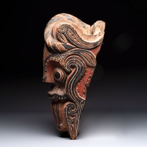A polychrome 'Batak Singa' architectural element, North Sumatra, Indonesia, 19/20th C. — photo 2