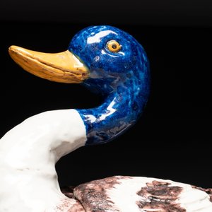 A polychrome Brussels faience duck-shaped tureen and cover, 2nd half 18th C. — photo 3