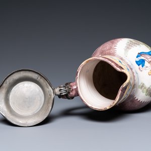 A polychrome Brussels faience ewer with a wheelwright, 18th C. — 照片 8