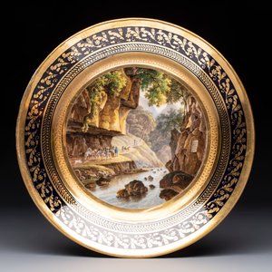 A polychrome Brussels gilt-decorated 'landscape' plate, marked Faber à Bruxelles, first quarter 19th C. — 照片 1