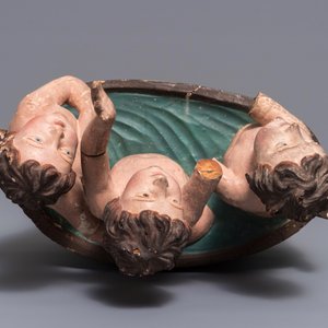 A polychrome carved wood group of 'Saint-Nicholas' children', 18th C. — 照片 6