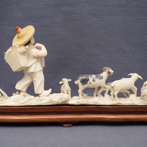 A polychrome Chinese ivory group with a shepherd, ca. 1940 — photo 4