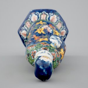 A polychrome chinoiserie figure of a standing Madonna with Child, 18th C. — photo 7