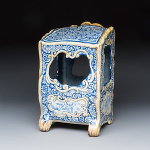 A polychrome Delft style French faience model of a carriage — photo 1