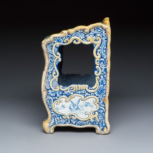 A polychrome Delft style French faience model of a carriage — photo 3
