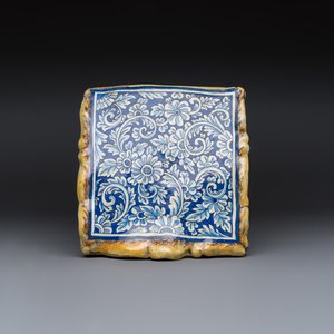 A polychrome Delft style French faience model of a carriage — photo 7