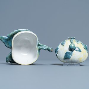 A polychrome Dutch Delft 'apple' tureen and cover, 18th C. — 照片 6