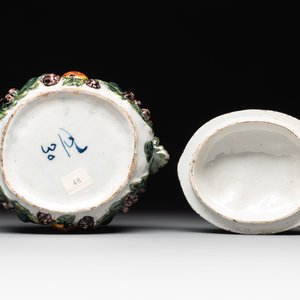 A polychrome Dutch Delft butter tub in the shape of various fruits, 18th C. — photo 7
