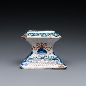 A polychrome Dutch Delft cashmere palette salt, 1st quarter 18th C. — 照片 3