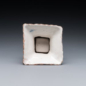 A polychrome Dutch Delft cashmere palette salt, 1st quarter 18th C. — 照片 6