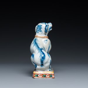 A polychrome Dutch Delft dog seated on a plinth, 18th C. — photo 5
