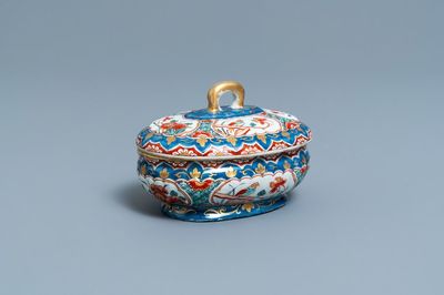 A polychrome Dutch Delft doré spice box and cover, 18th C.
