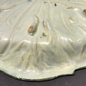 A polychrome Dutch Delft eel-shaped tureen and cover on stand, 18th C. — photo 21