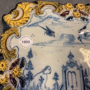 A polychrome Dutch Delft 'falconry' plaque, 18th C. — 照片 8