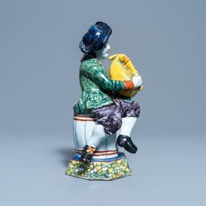 A polychrome Dutch Delft figure of a bagpipe player, 18th C. — photo 7