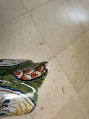 A polychrome Dutch Delft 'Four hearts' oil and vinegar set — photo 3
