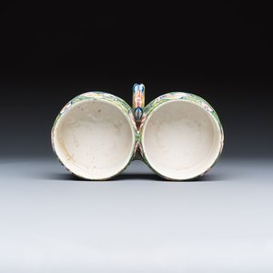 A polychrome Dutch Delft 'Four hearts' oil and vinegar set — photo 13
