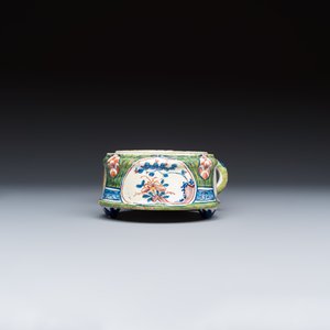 A polychrome Dutch Delft 'Four hearts' oil and vinegar set — photo 10
