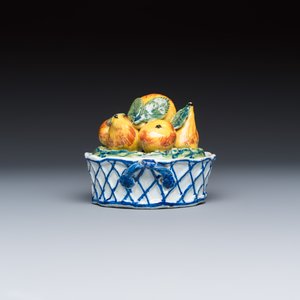 A polychrome Dutch Delft 'Fruit basket' butter tub and cover — photo 3