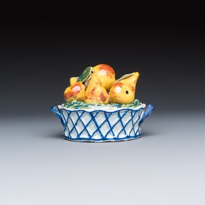 A polychrome Dutch Delft 'Fruit basket' butter tub and cover — photo 4