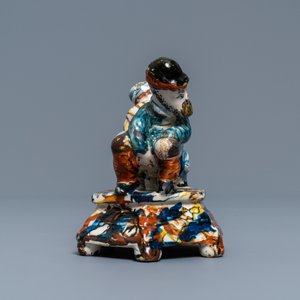 A polychrome Dutch Delft group of a man and a woman on a chamberpot, 18th C. — photo 3