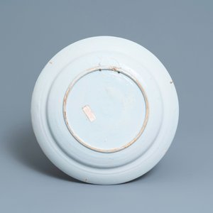 A polychrome Dutch Delft kakiemon-style dish, 18th C. — 照片 2