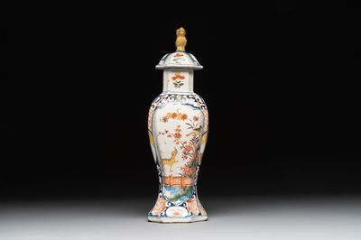 A polychrome Dutch Delft kakiemon-style vase and cover, 18th C.
