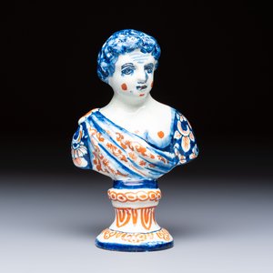 A polychrome Dutch Delft male bust of a Roman emperor or general, early 18th C. — foto 2