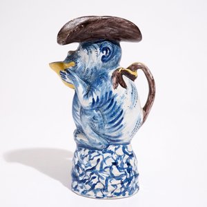 A polychrome Dutch Delft milk jug in the shape of a monkey, 19th C. — photo 5