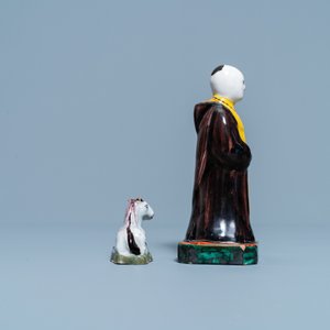 A polychrome Dutch Delft miniature of a horse and a figure of a monk, 18th C. — 照片 5