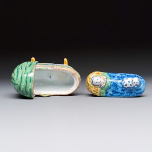 A polychrome Dutch Delft model of a child in a cradle with a cat — photo 7