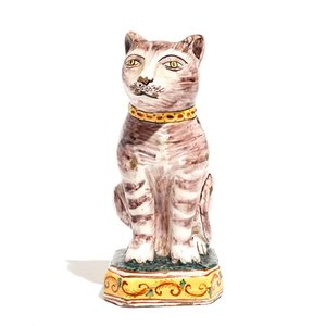 A polychrome Dutch Delft model of a cat, 19th C. — 照片 1