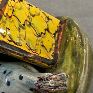 A polychrome Dutch Delft model of a dog by its doghouse, 18th C. — photo 11