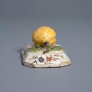 A polychrome Dutch Delft model of a lemon on a base, ca. 1800 — photo 7