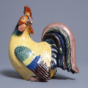 A polychrome Dutch Delft model of a rooster, 19th C. — 照片 1