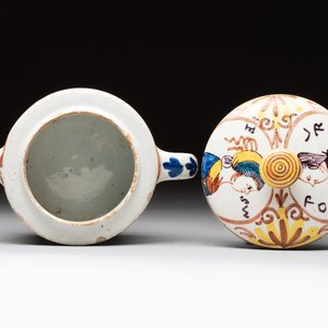 A polychrome Dutch Delft 'orangist' butter tub, 18th C. — photo 6