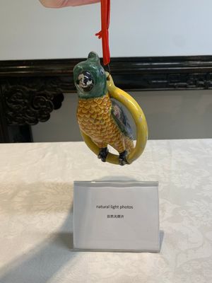 A polychrome Dutch Delft parrot, 19th C. — photo 1