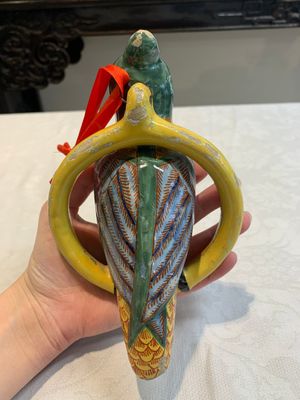 A polychrome Dutch Delft parrot, 19th C. — photo 3