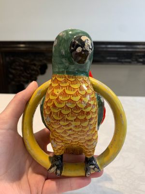 A polychrome Dutch Delft parrot, 19th C. — photo 5